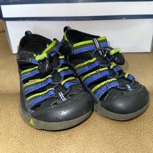 KEEN Little Kids Slip on Hiking Waterproof Sandal Shoes